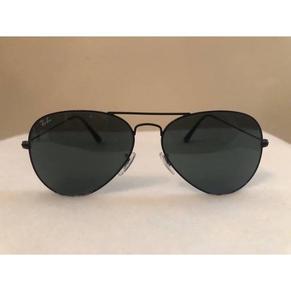 Ray-Ban Aviators (sunglasses only) - Picture 3 of 7